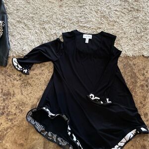 Joseph Ribhoff long black top with white print detail